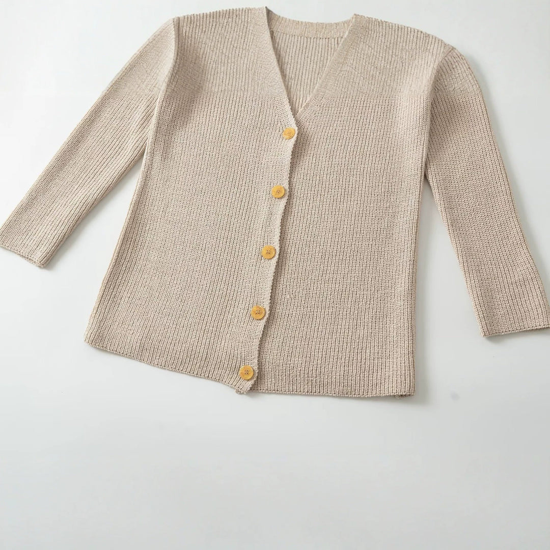 Damen Langer Feinstrick-Cardigan mit tiefem V‑Ausschnitt und Holzknöpfen Drune