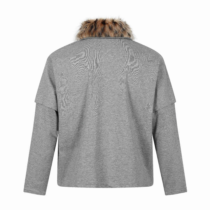 Damen Layered-Optik Langarm-Polo mit Kunstfellkragen und Wappenstickerei Drune