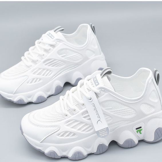 Damen Lauf-Sneaker mit atmungsaktiver Oberflächenstruktur und dämpfender Sohle Drune