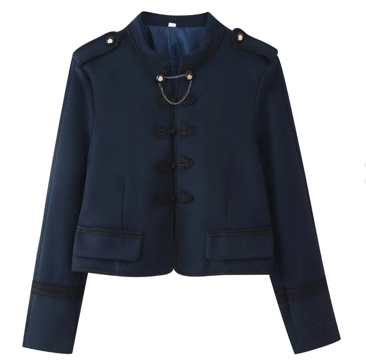 Damen 300+ taillierte Cropped‑Militärblazerjacke mit Stehkragen, Schulterpatten und dekorativen Froschverschlüssen Drune