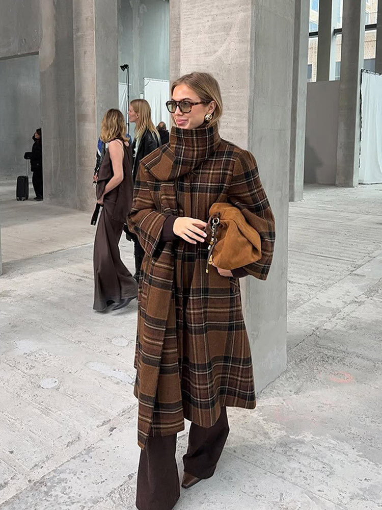 Damen Langmantel im Karo-Look aus Wollmix mit überlangem Stehkragen und Glockenärmeln Drune