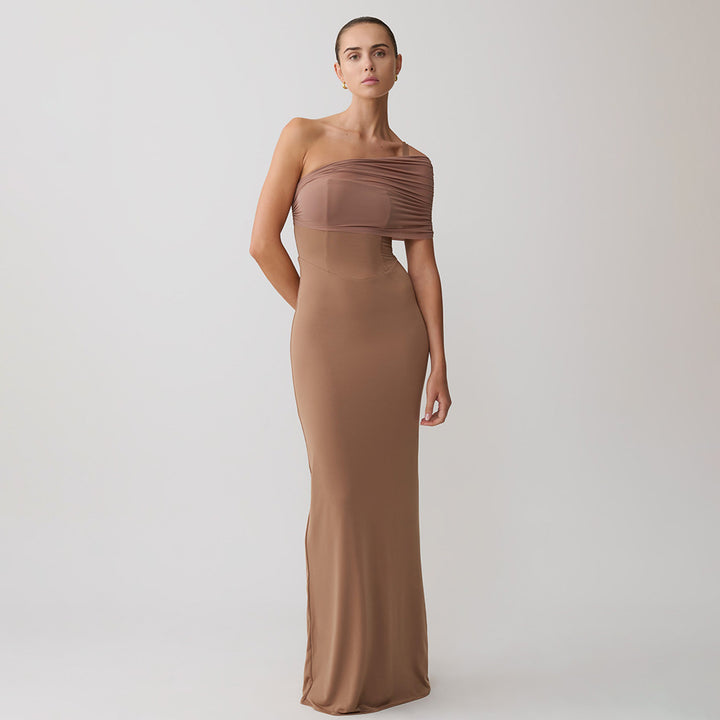 Damen Elegantes und figurbetontes Maxikleid mit einem Schulterdesign und sanften Raffungseffekten Drune