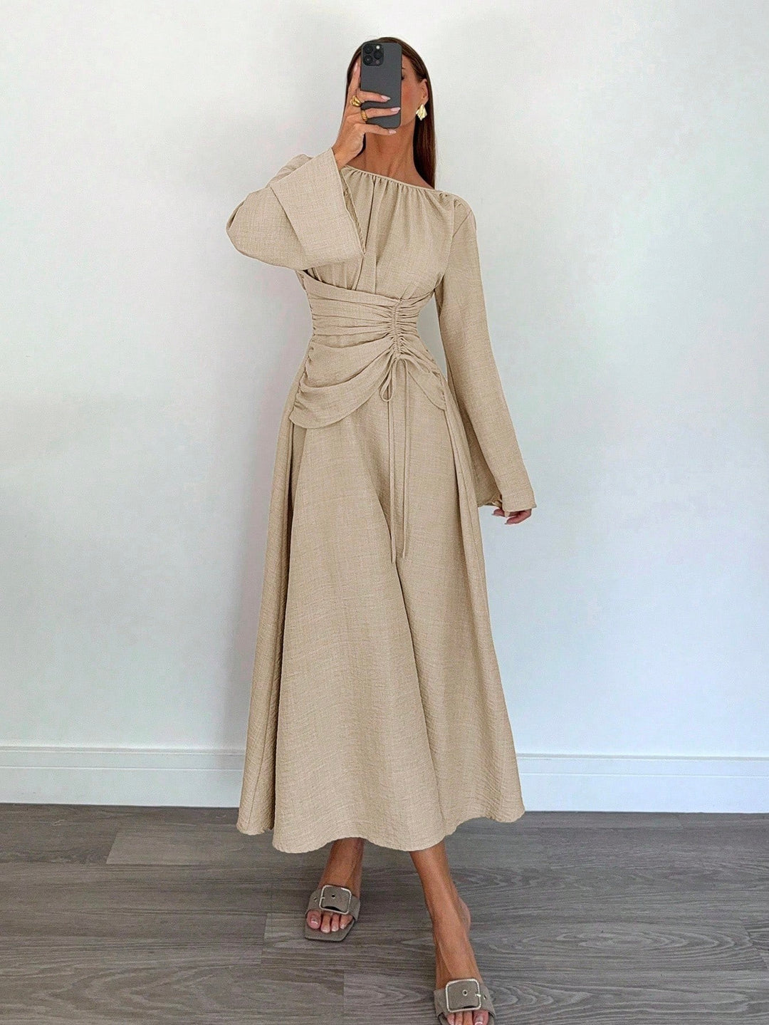 Damen Maxikleid mit geraffter Taillen-Schnürung, weiten Ärmeln und fließendem Rock Drune