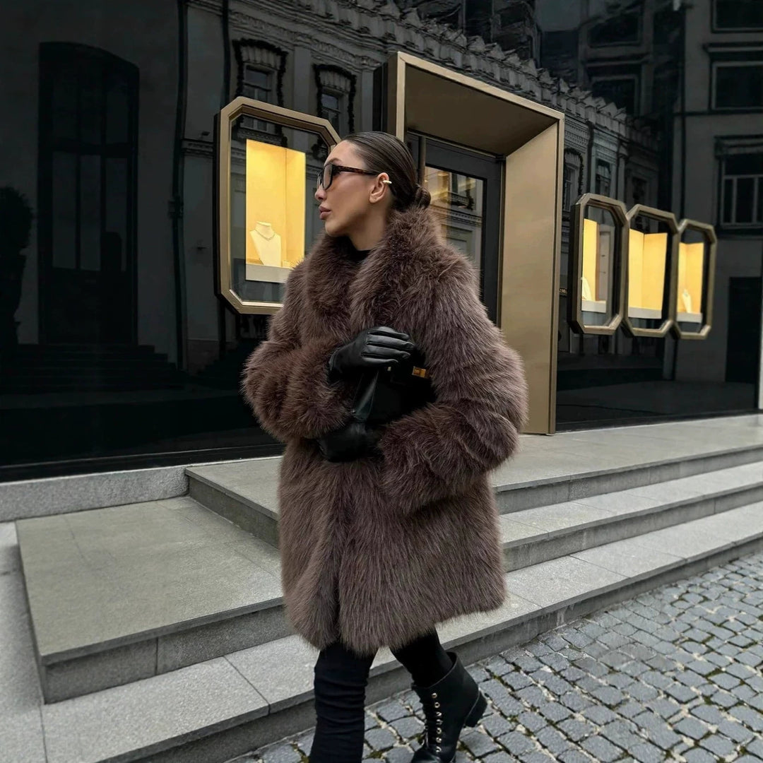 Damen Kurzmantel aus langfaserigem Shaggy-Faux-Fur mit extravoluminösem Schalkragen Drune