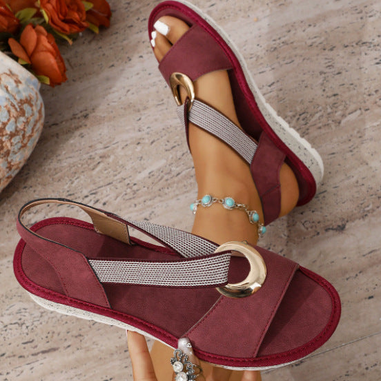 Damen Bequeme Keil‑Sandalen mit Zehensteg, elastischem Riemen und dekorativem Metallring Drune