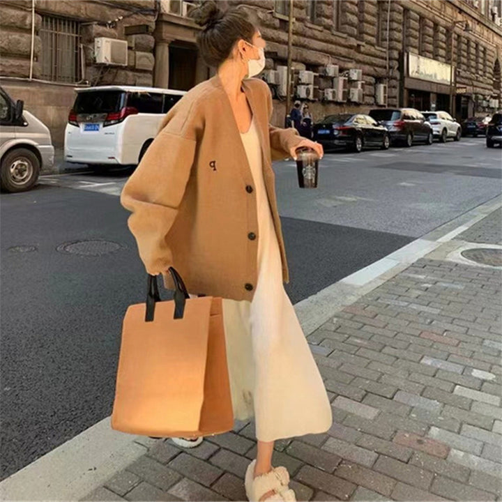 Damen Oversized Strickjacke mit modischem Kragen und praktischen Taschen Drune
