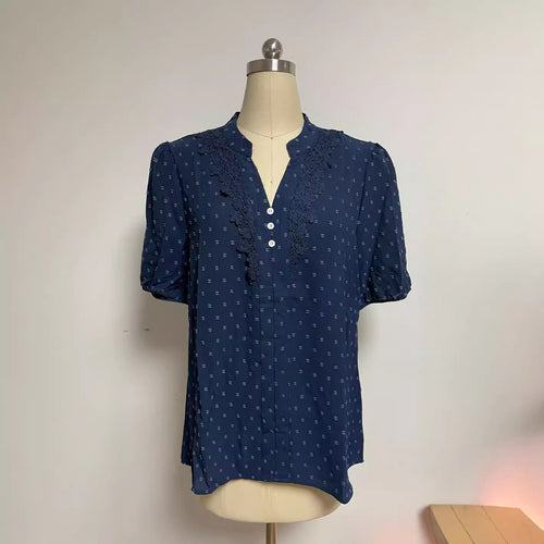 Damen nan semitransparente Dobby-Bluse mit Stehkragen, Häkelblende und Puffärmeln Drune