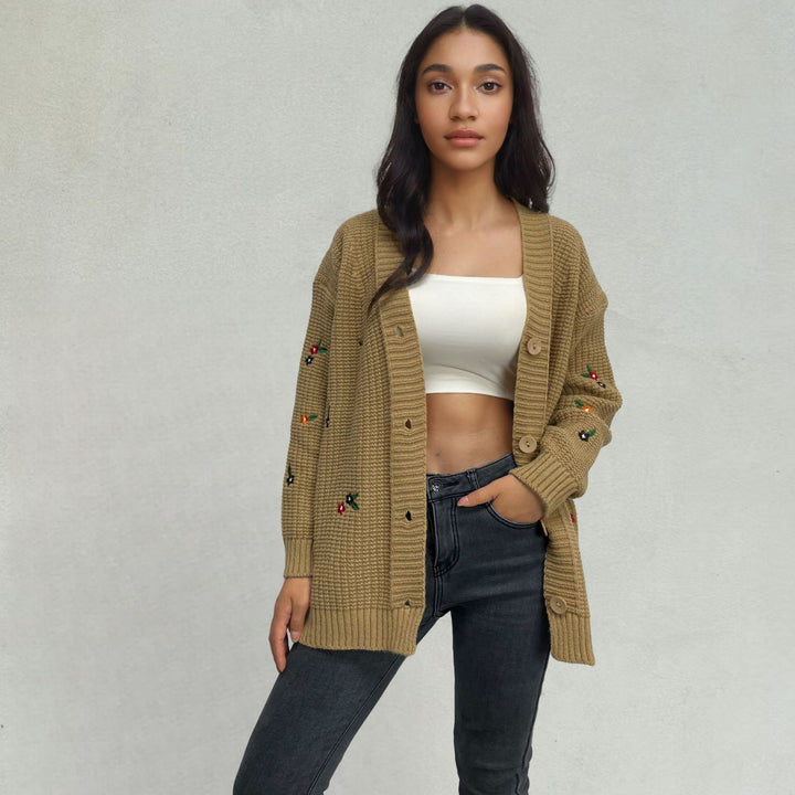 Damen Grobstrick Cardigan mit bunten Stickereien und Knopfverschluss Drune