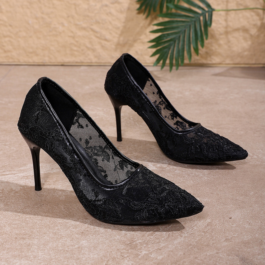 Damen Spitz zulaufende Braut‑Pumps aus floraler Spitze mit transparentem Mesh und Metall‑Stiletto Drune