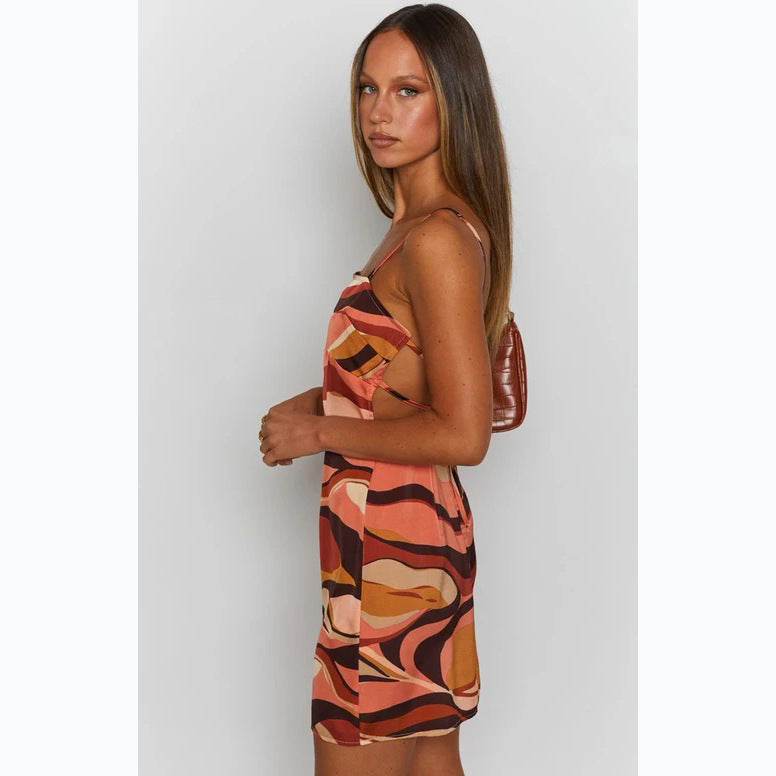 Damen Minikleid mit verführerischem Wickeldesign und intensiven Farbverlauf Drune
