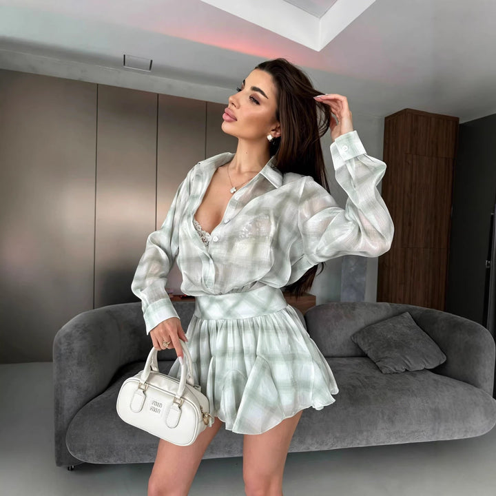 Damen elegantes Ensemble aus luftiger Bluse und gerafftem Rock