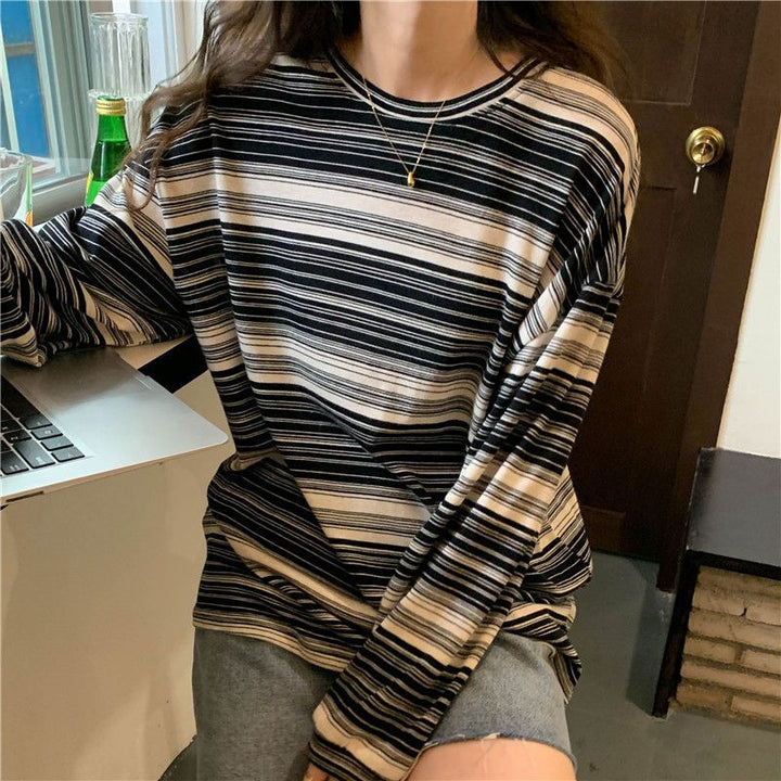 Damen gestreiftes Langarmshirt mit weitem Schnitt und weichen Materialien