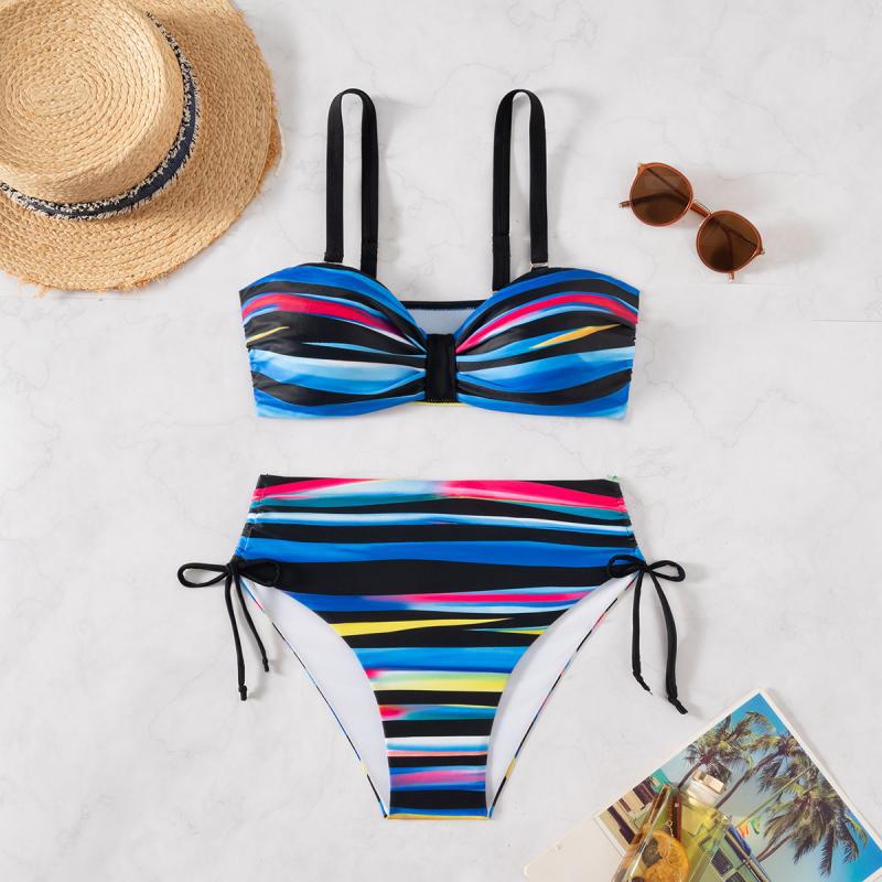 Damen Bikini-Set mit verführerischem Bandeau-Oberteil und hoch geschnittenen Hosen Drune