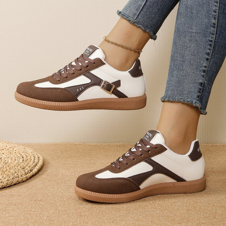 Damen Retro-Plateau-Sneaker mit Wildlederapplikationen und dekorativer Schnallenlasche Drune