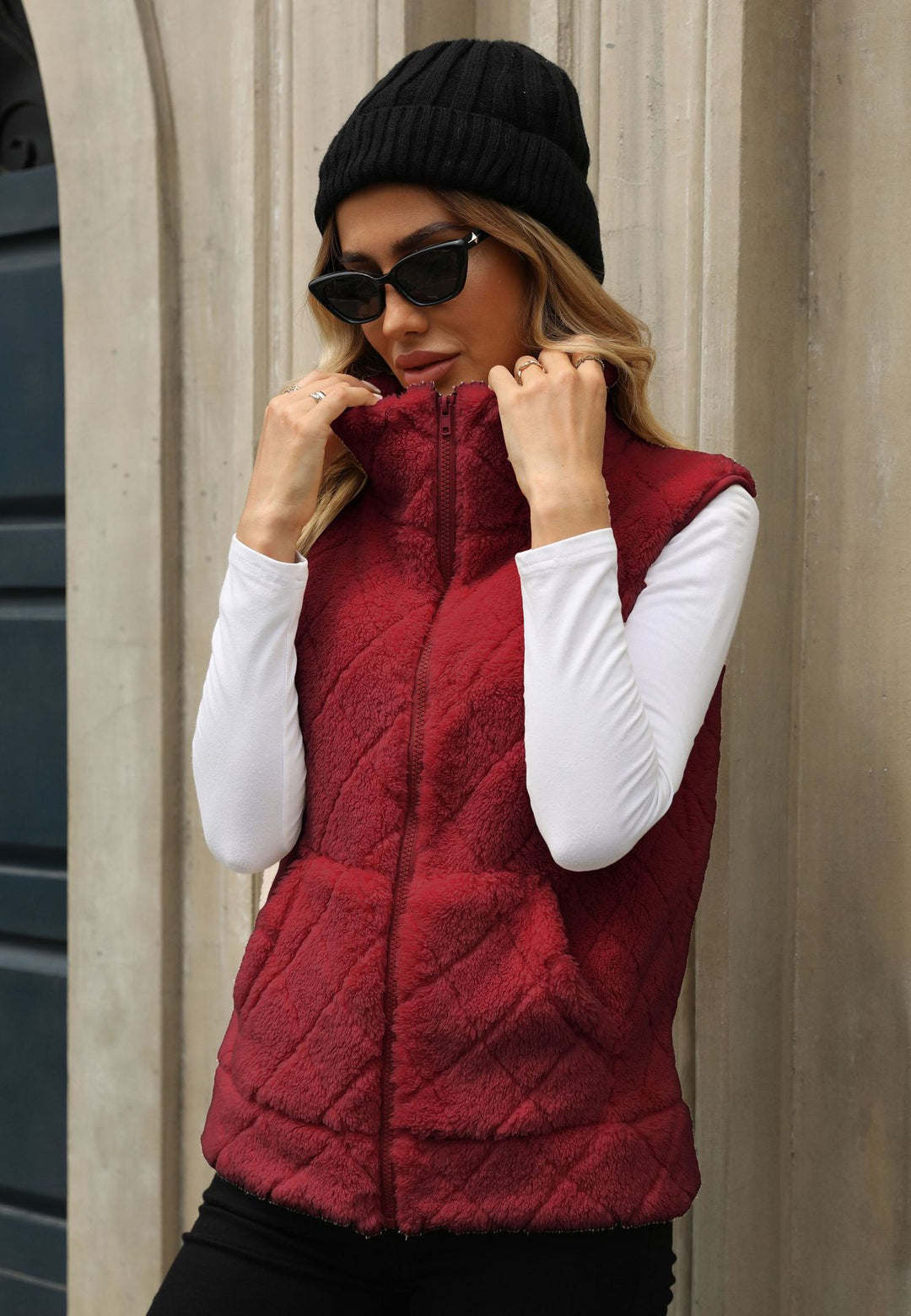Damen Fleece-Weste mit modernem Steppmuster und praktischen Taschen Drune