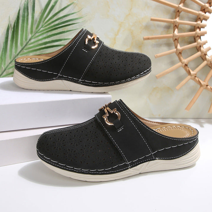 Damen Clogs mit floralem Lochdesign und komfortabler Fußbettgestaltung Drune