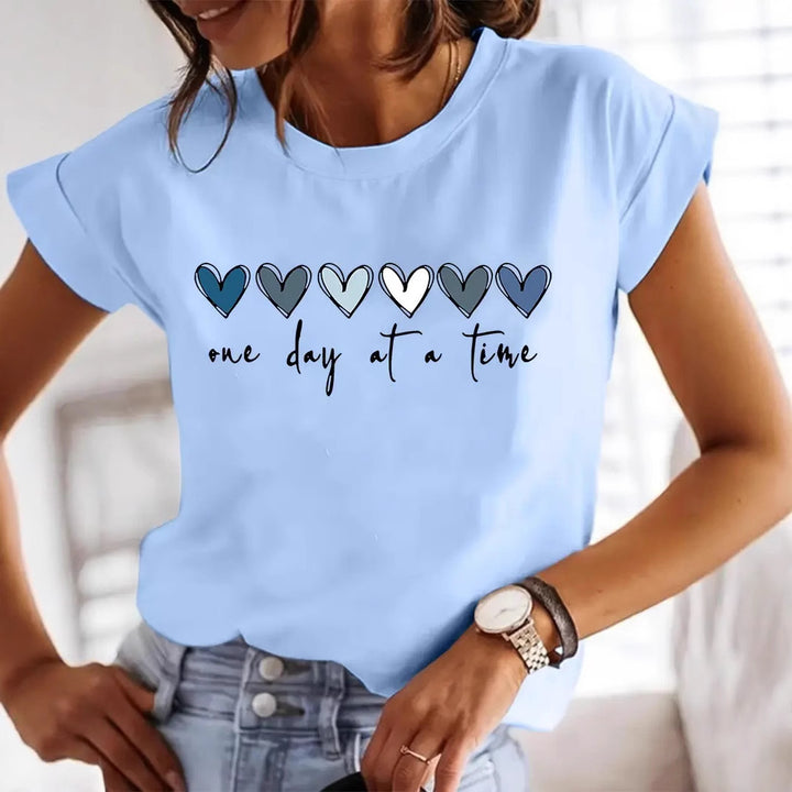 Damen Casual Grafik T-Shirt mit Herzdesign und inspirierendem Zitat Drune