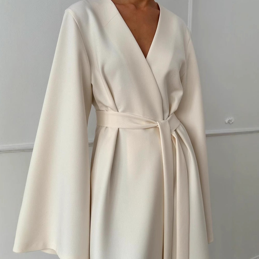 Damen Maxi-Kleid mit schickem V-Ausschnitt und weiten Ärmeln Drune