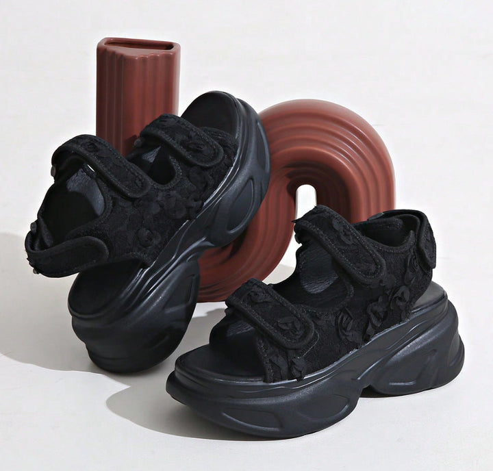 Damen Plateau-Sandalen mit verziertem Riemen und komfortabler Sohle Drune