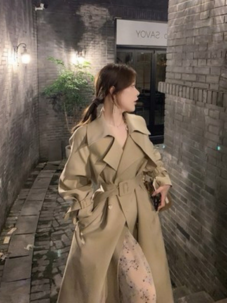 Damen Kastenförmiger Midilanger Trenchcoat mit weichem Fall und verstellbaren Manschetten Drune