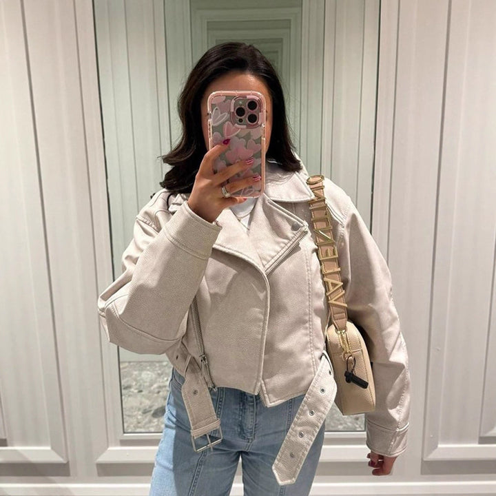 Damen Kurzgeschnittene Bikerjacke aus Kunstleder mit Taillengürtel Drune