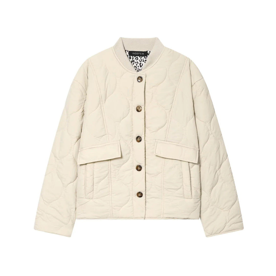 Damen nan wattierte Steppjacke mit kastiger Silhouette, geripptem Stehkragen und aufgesetzten Pattentaschen Drune