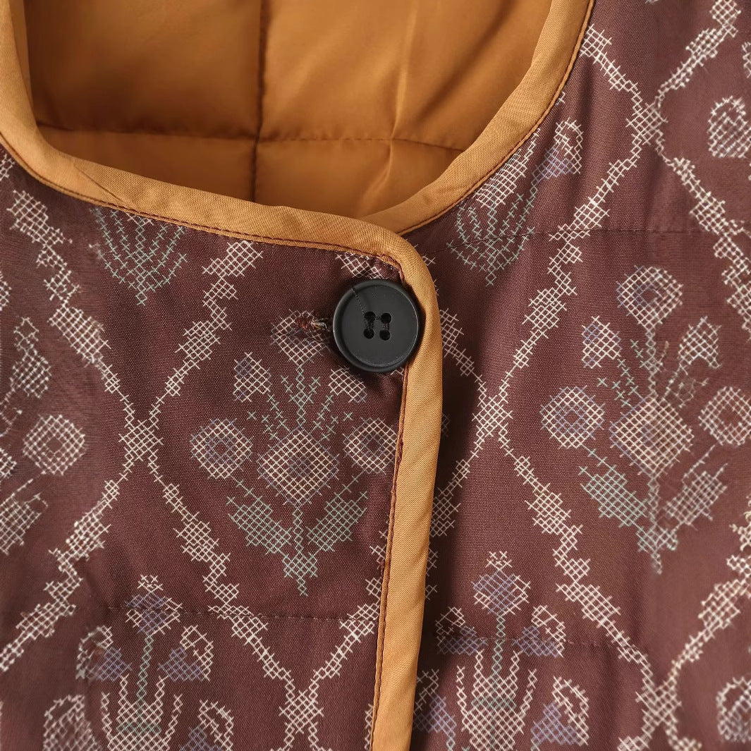 Damen nan leichte gesteppte Jacquard-Steppjacke mit Rundhalsausschnitt, Kontrastpaspel und aufgesetzten Klappentaschen Drune
