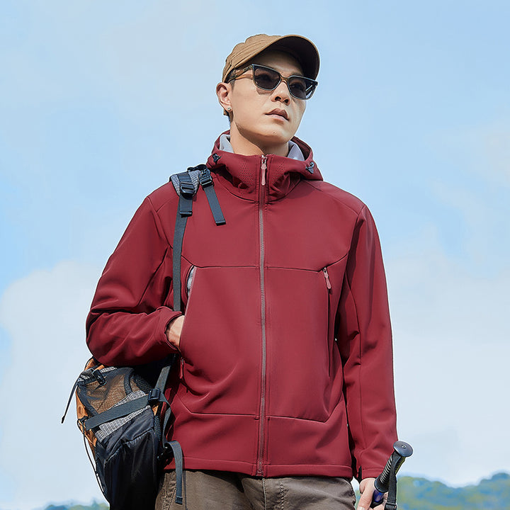 Herren Softshell-Funktionsjacke mit hohem Thermokragen, Kapuze und wasserabweisenden Reißverschlüssen Drune