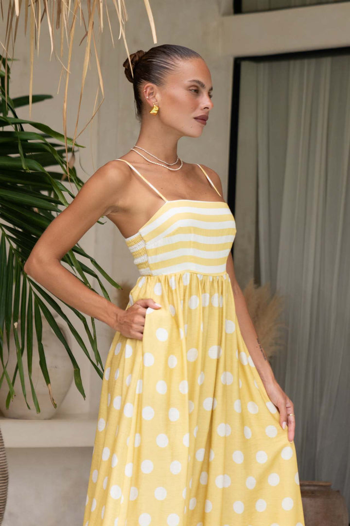 Damen Maxikleid mit verspieltem Streifendesign und großen Punkten Drune