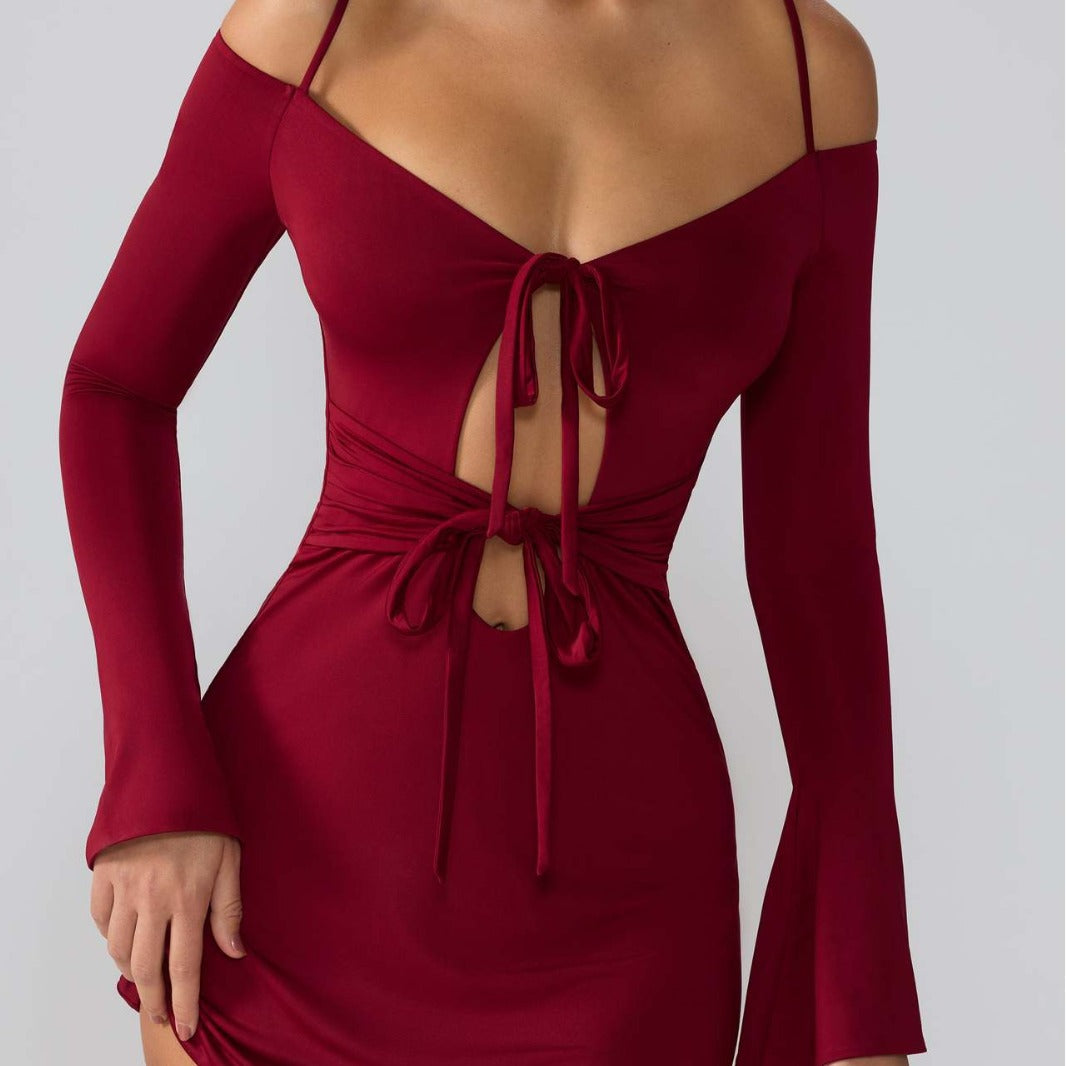 Damen Minikleid mit raffinierten Cut-Out-Details und schickem Knotenverschluss Drune