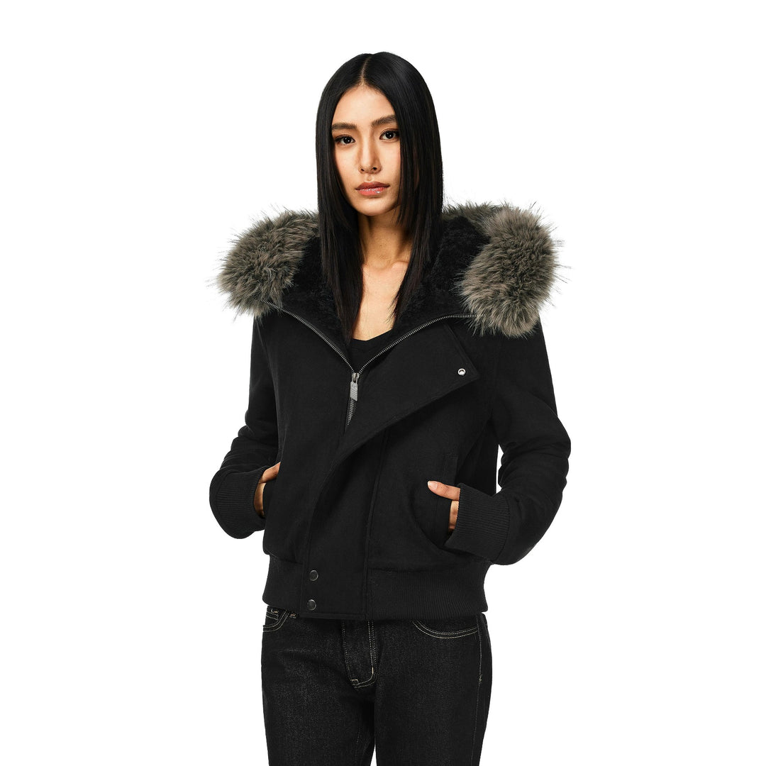 Damen nan kurze Lammfelloptik-Bomberjacke mit voluminöser Kapuzenblende und Daumenlochbündchen Drune
