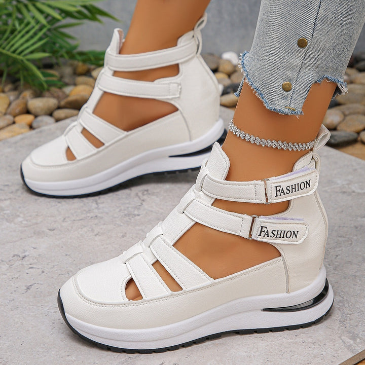 Damen Keil-Plateau Sneaker-Sandale mit Cut-Outs, Reißverschluss und gepolstertem Fußbett Drune