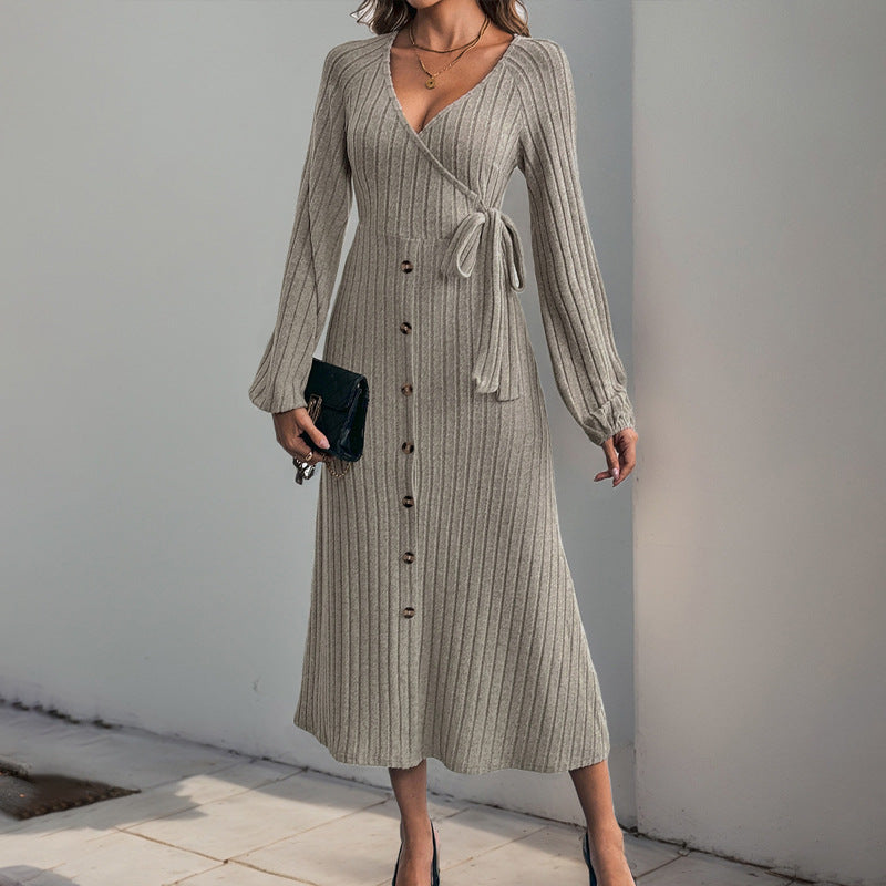 Damen Geripptes Wickel-Midikleid mit V-Ausschnitt, Ballonärmeln & Knopfleiste Drune