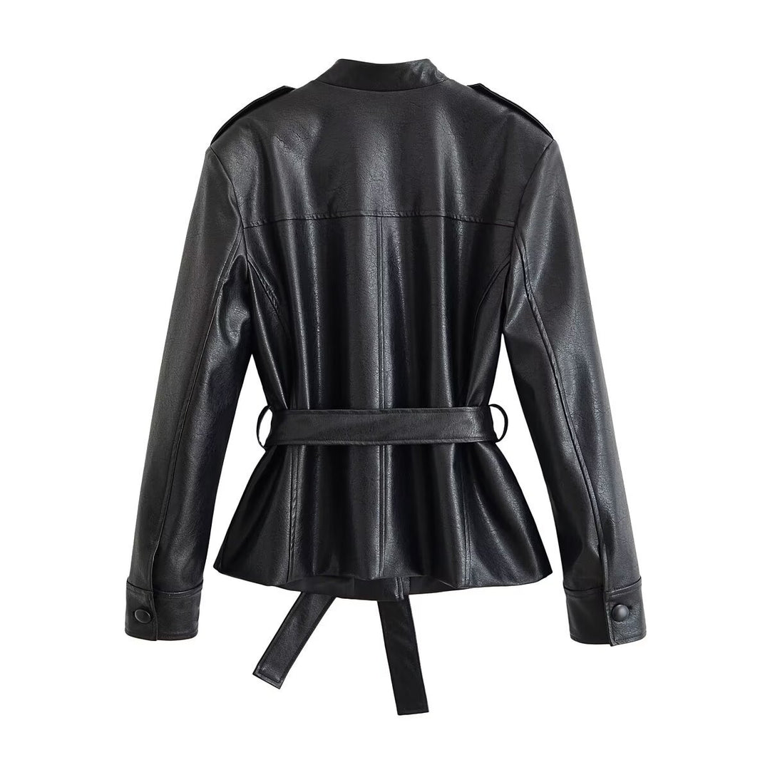 Damen Taillierte Kunstlederjacke mit Bindegürtel, Stehkragen und Pattentaschen Drune