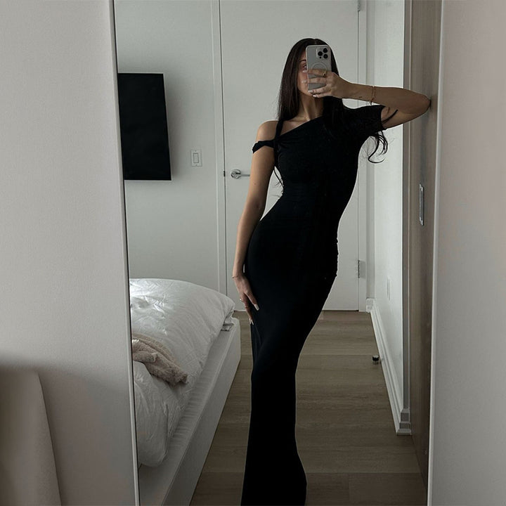 Damen Elegantes und figurbetontes Maxikleid mit zartem Schulterdesign Drune