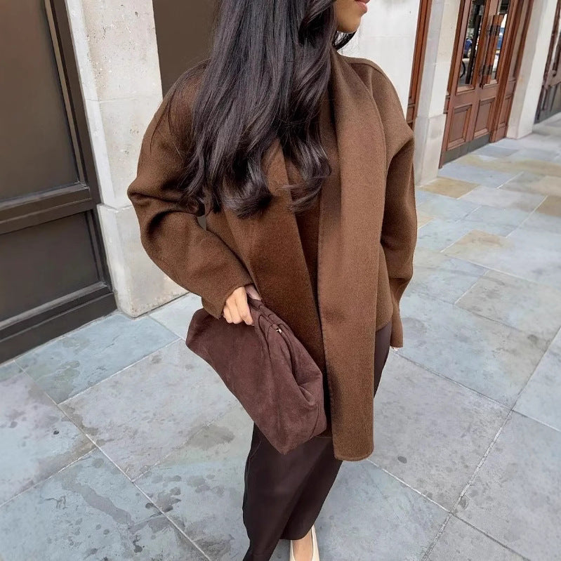 Damen Oversized Jacke mit elegantem Schnitt und passendem Schal Drune