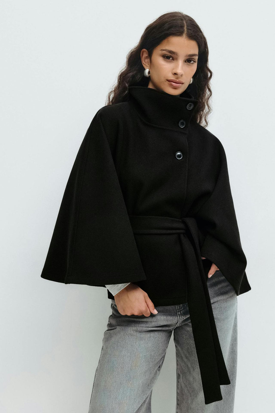 Damen Wickelmantel mit hohem Kragen und Gürtel Drune