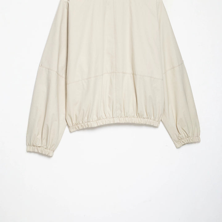 Damen Cropped-Bomberjacke im Boxy‑Schnitt mit Stehkragen, elastischem Saum und Kontrastpaspel Drune