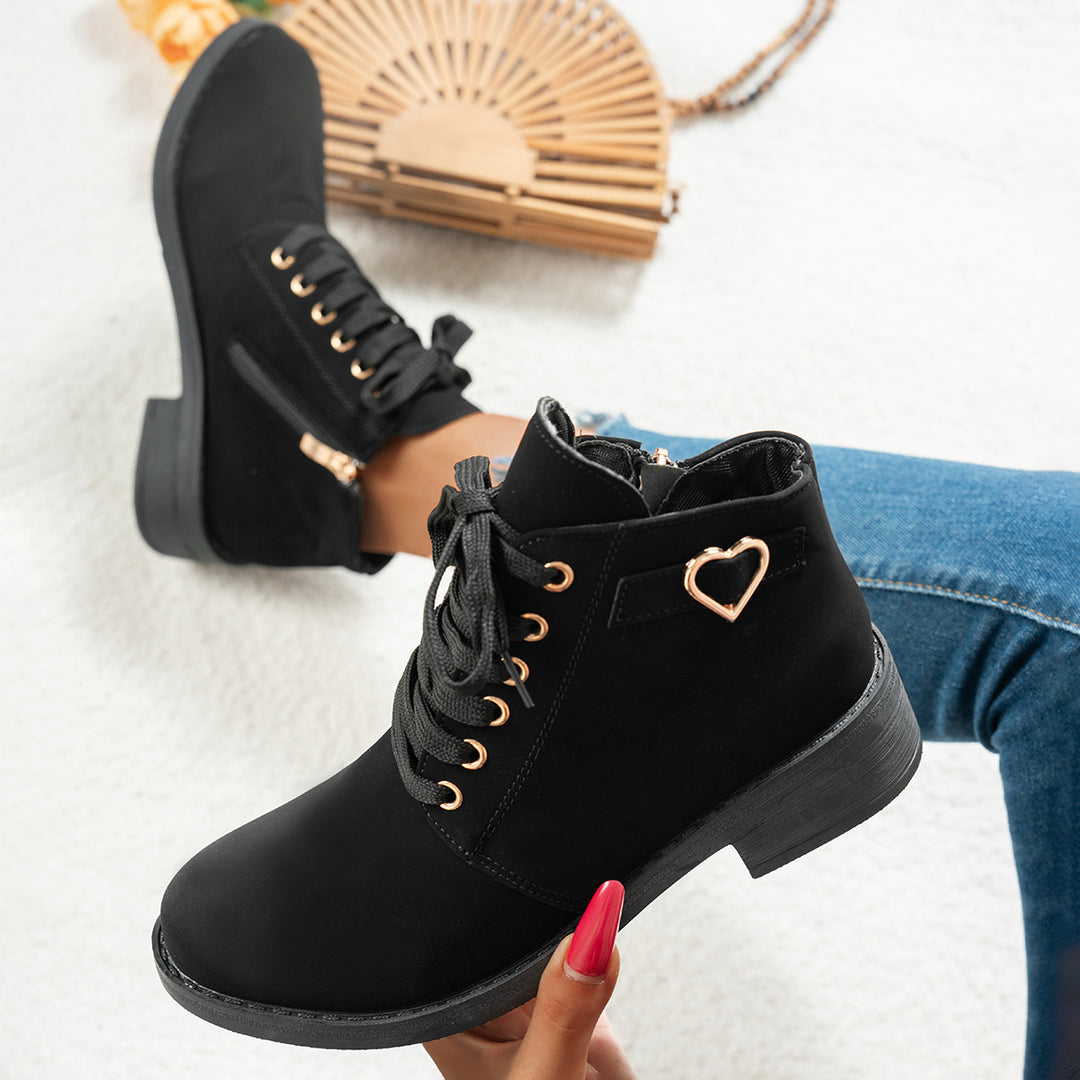 Damen Schnür-Booties mit kleinem Blockabsatz und Herz‑Metallapplikation Drune