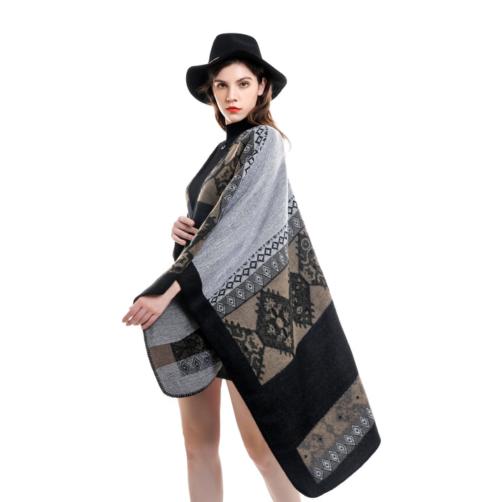 Damen Oversize Poncho aus Jacquard-Strick mit geometrischem Ethno‑Muster Drune