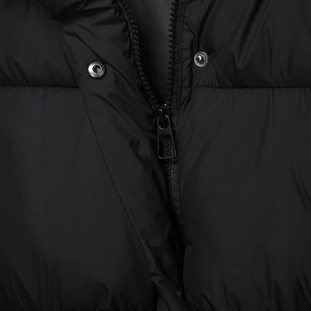Damen Kurze boxy Funktionsjacke mit Kapuze, wattierter Isolierung und diagonalen Reißverschlusstaschen Drune