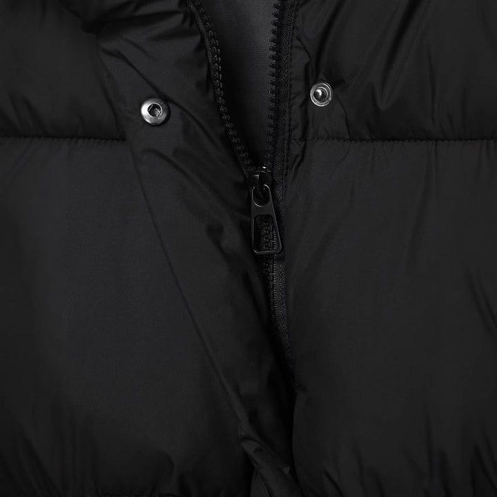 Damen Kurze boxy Funktionsjacke mit Kapuze, wattierter Isolierung und diagonalen Reißverschlusstaschen Drune