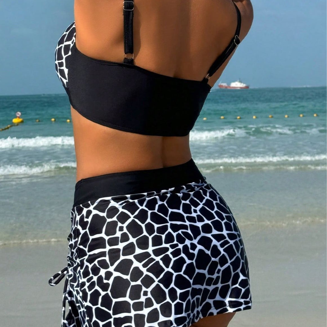 Damen Bikini-Oberteil mit Wickeloptik und Rüschendetails Drune