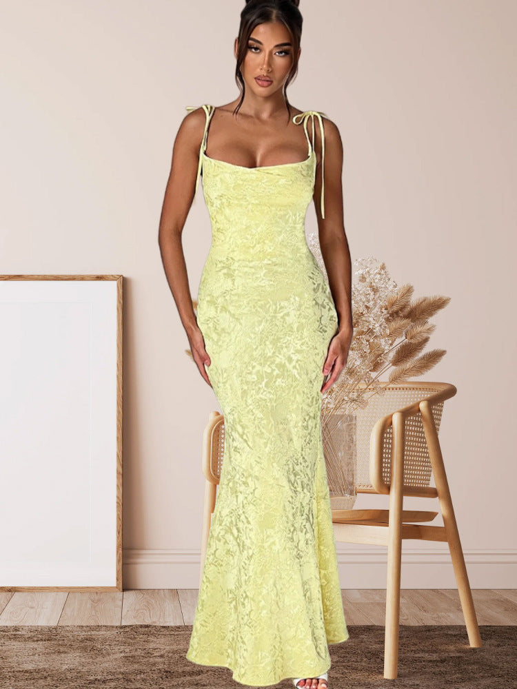 Damen Etuikleid mit floralem Jacquardmuster und verstellbaren Spaghetti-Trägern Drune