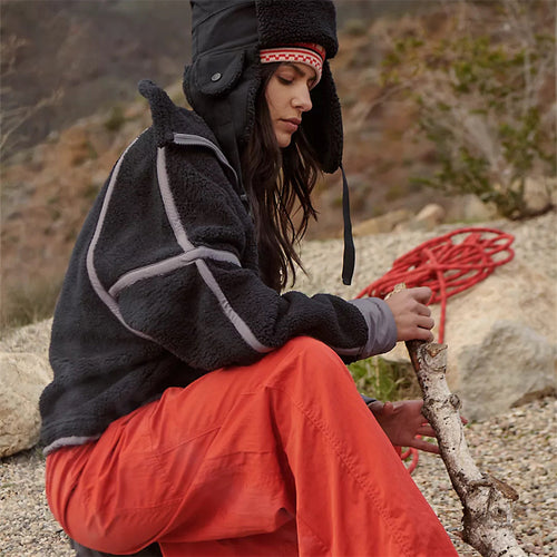 Damen kuschelige Fleecejacke mit Windschutz Drune