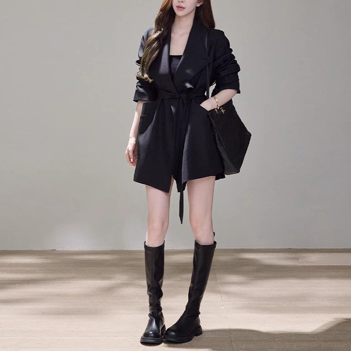 Damen Kurzes Wickelmantel-Kleid mit Taillengürtel und legerer A-Linie Drune