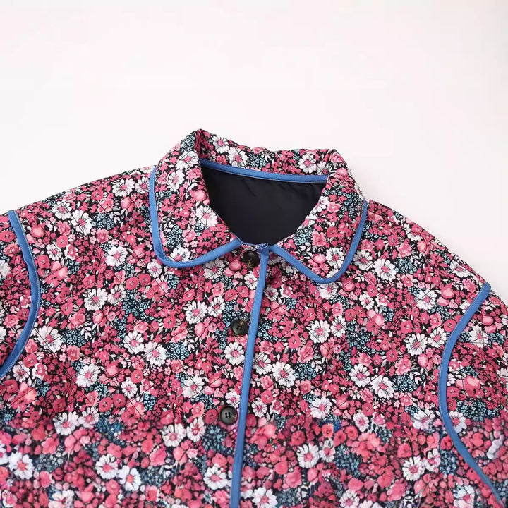 Damen nan gesteppte Kurzjacke mit floralem Microprint, Rundkragen, kontrastpaspel und aufgesetzten Taschen Drune