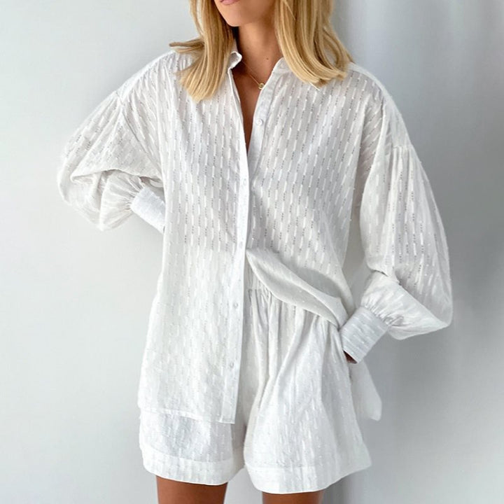 Damen lässiges Oversized Hemd mit Struktur und kurzen Hosen Drune