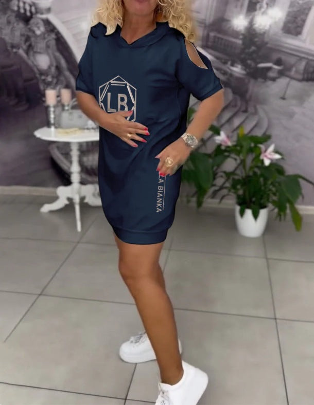 Damen nan sportliches Kapuzen-Tunika-Kleid mit Schulterauschnitten und Logoprint Drune
