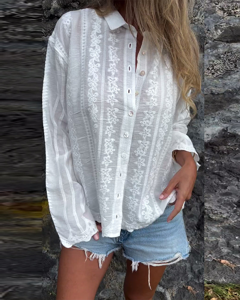 Damen nan bestickte Hemdbluse mit floraler Ajour-Stickerei, Perlmuttknopfleiste und legerer Oversize-Passform Drune
